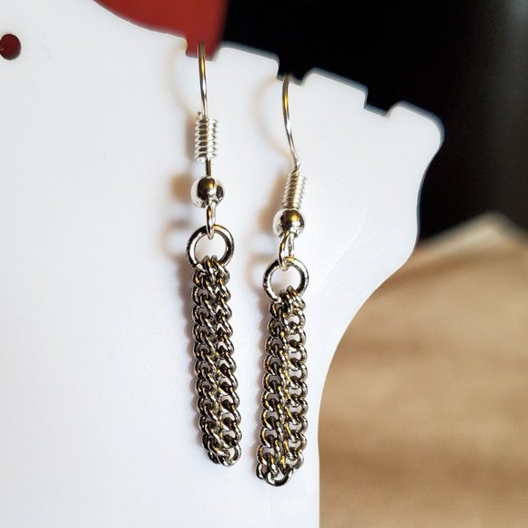 Silver Tone Hook Chain Loop Tassel Dangle Earrings - Picture 3 of 3